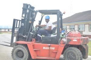 ibom power worker fork lift machine